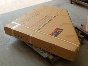 三威牌2.4米正馈C波段天线板厚0.8mmC-240CM，卧式，斜三角包装